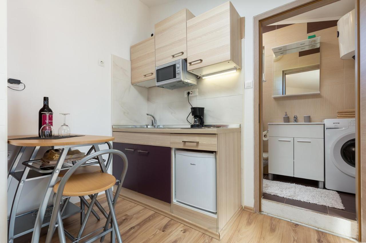 Apartments Elita 로비니 외부 사진