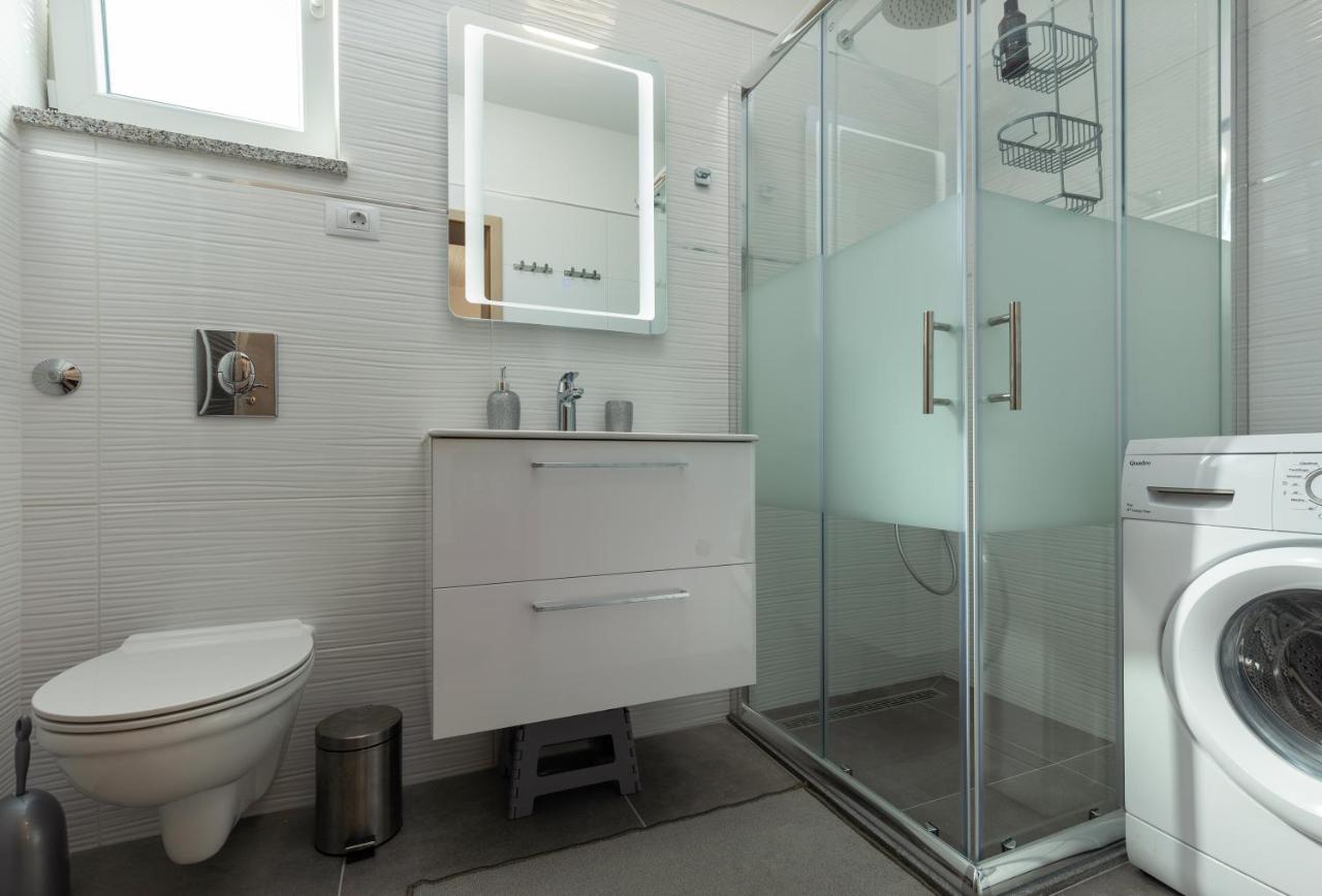Apartments Elita 로비니 외부 사진