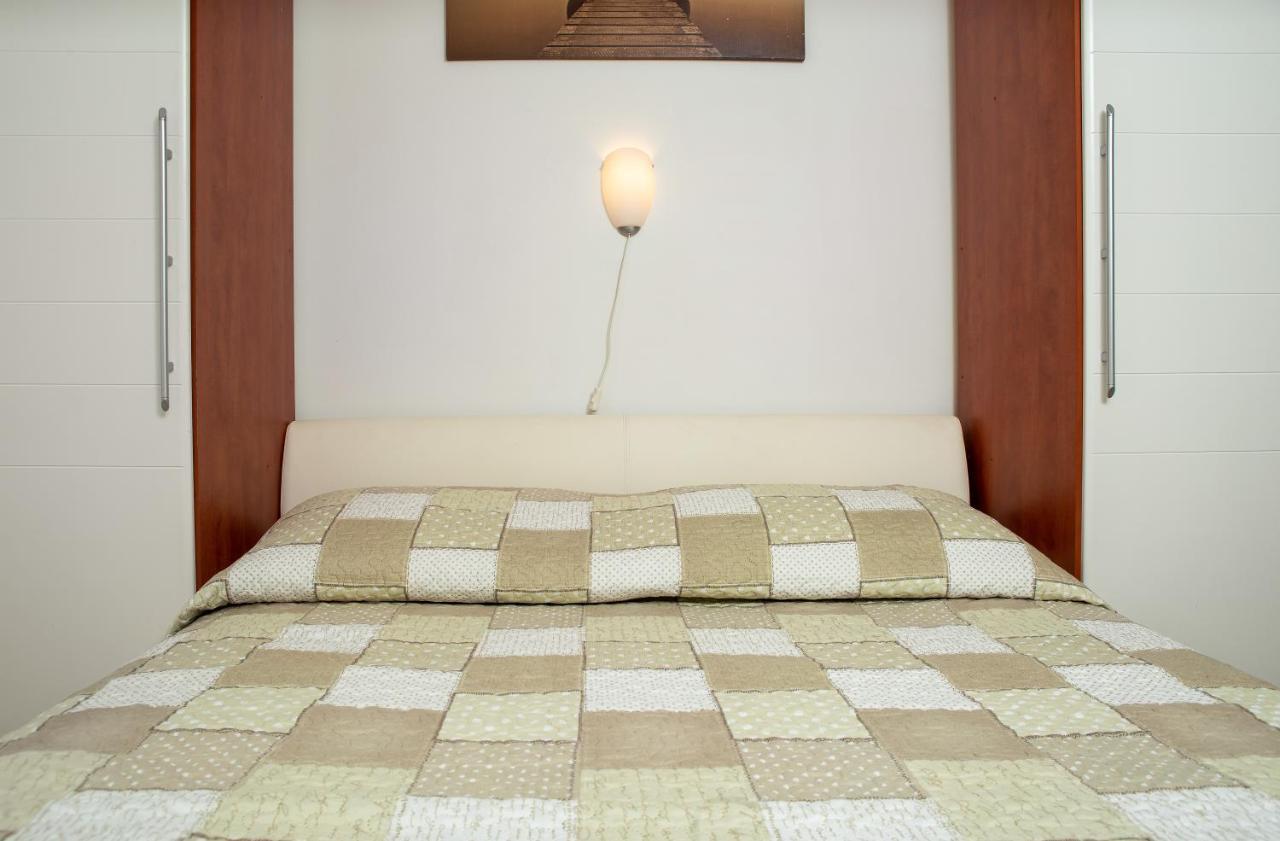 Apartments Elita 로비니 외부 사진